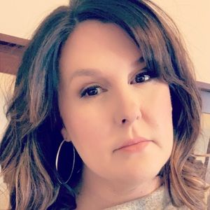 Meet your Posher, Abbie